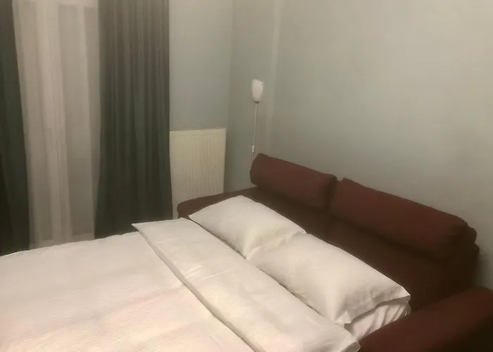 Rem One Bedroom *