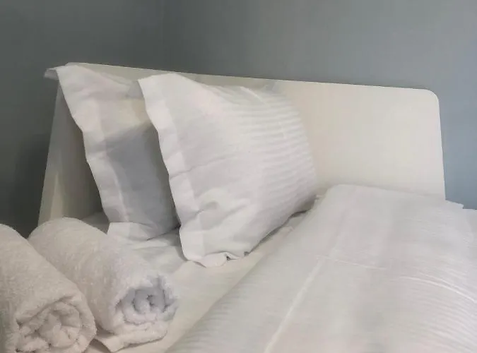 Rem One Bedroom